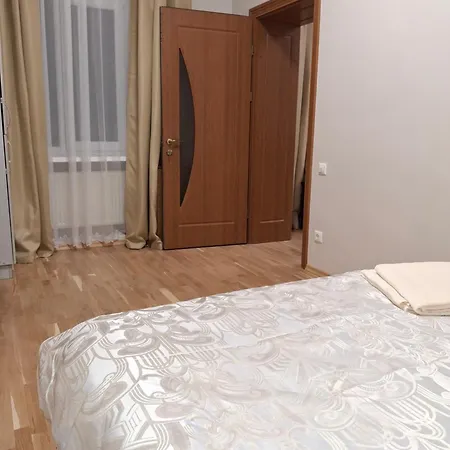 Milaapart Stteodor